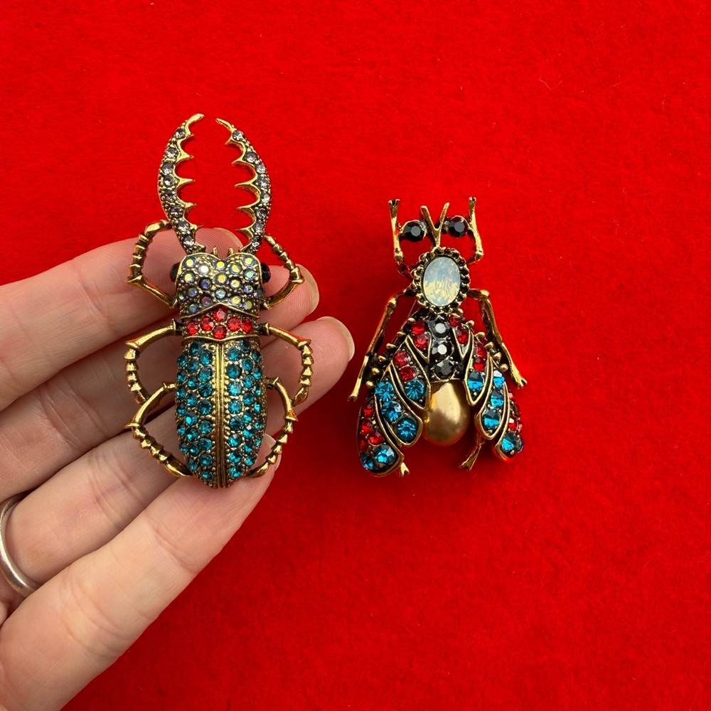 Colorful Insect Brooch Set - Picture 4 of 4